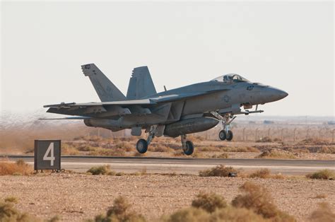 is the f18 a 4th generation fighter